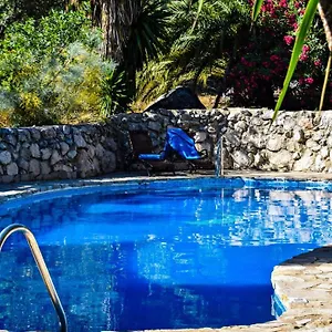 3* Resort Algarrobales